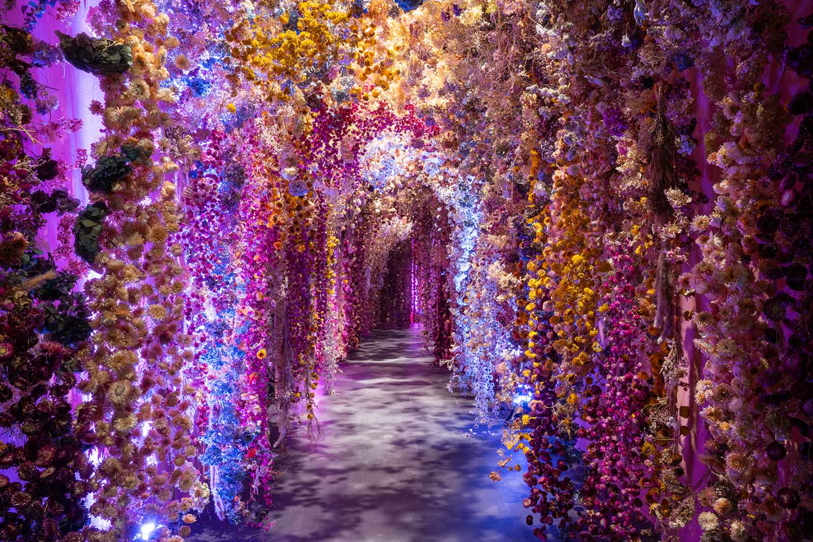 Flowers. Dal Rinascimento all’intelligenza artificiale